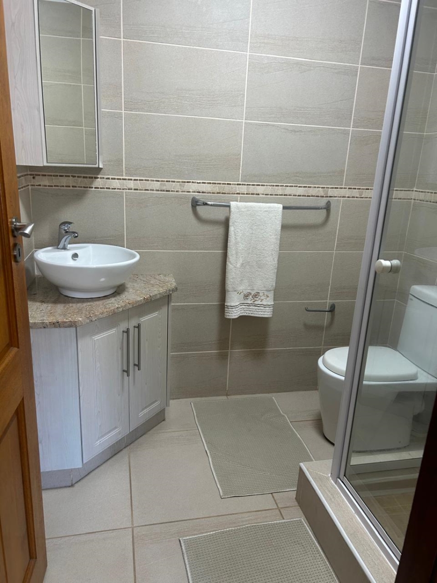 6 Bedroom Property for Sale in Da Nova Western Cape